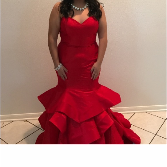 Alyce Paris prom dress - Picture 5 of 7